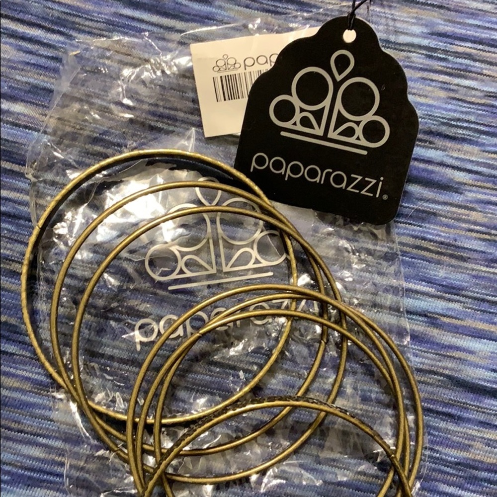 5 piece bangle bracelets from Paparazzi.
